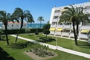 Hotel Piramides Puerto Blanco Torre Del Mar